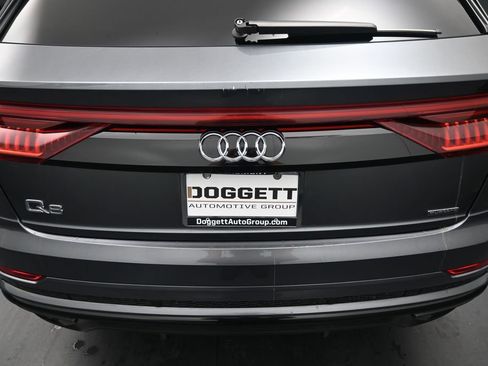 Used 2019 Audi Q8 Premium Plus w/ Premium Plus AWD/4WD image 10