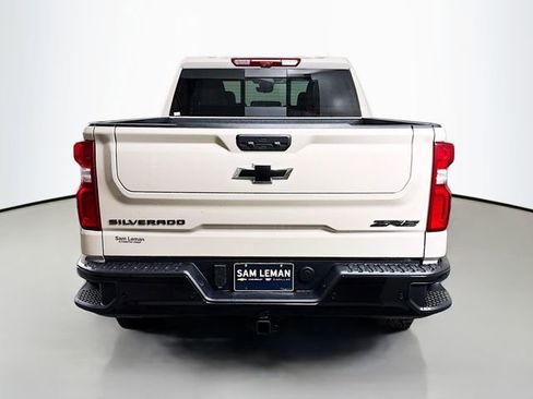 New 2026 Chevrolet Silverado 1500 ZR2 w/ LPO, Dark Essentials Package AWD/4WD image 6