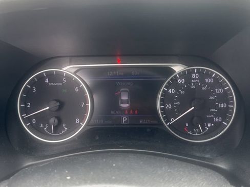 Used 2024 Nissan Sentra SV FWD image 29