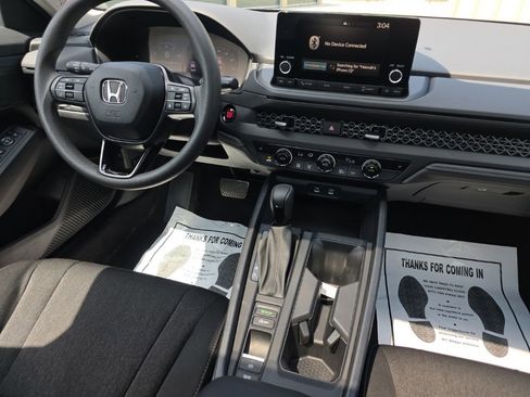 Used 2024 Honda Accord EX image 19