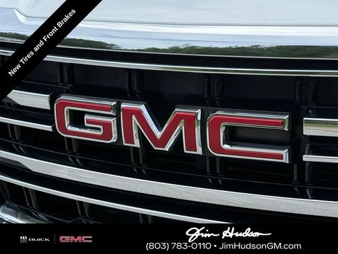 Used 2021 GMC Yukon SLT w/ Rear Media and Nav Package AWD/4WD image 7