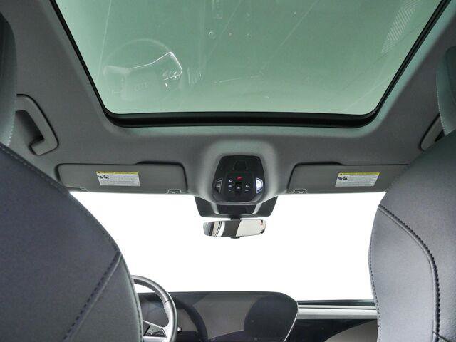 Used 2025 Audi Q6 e-tron Premium Plus AWD/4WD image 18