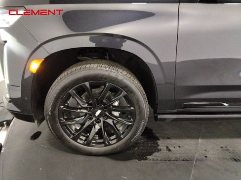 Used 2023 Cadillac Escalade Sport Platinum w/ LPO, ONYX Package image 49