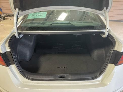 New 2025 Nissan Altima 2.5 SL image 11