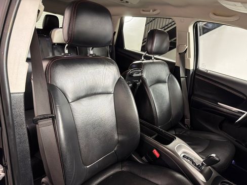 Used 2018 Dodge Journey GT AWD/4WD image 24