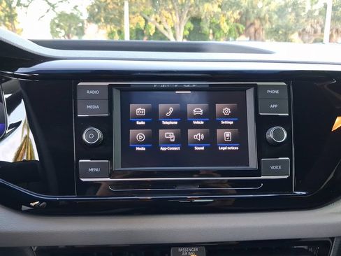 Certified 2023 Volkswagen Taos S FWD image 21