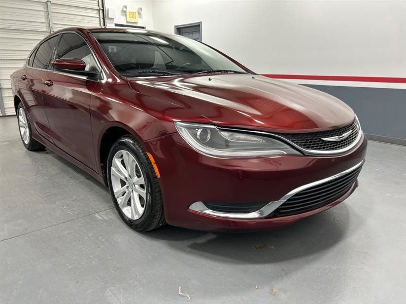 Used 2015 Chrysler 200 Limited w/ Convenience Group FWD image 2