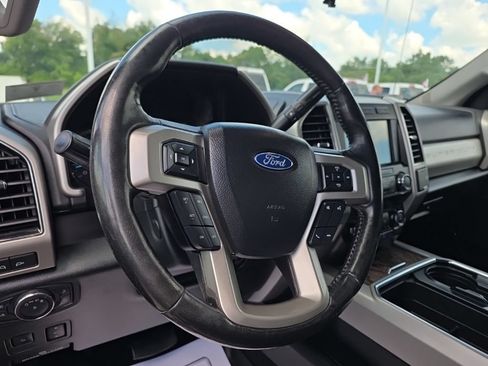 Used 2019 Ford F250 Lariat AWD/4WD image 9