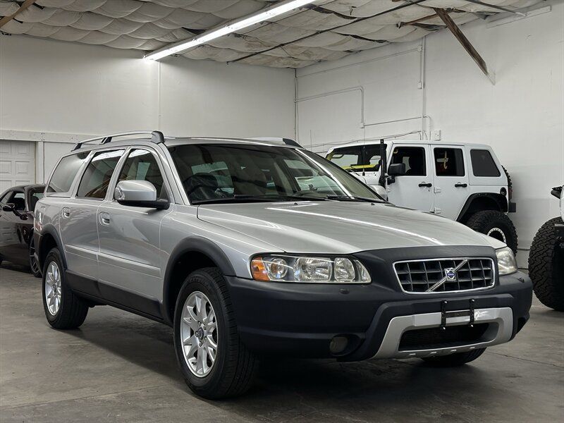 Used 2007 Volvo XC70 AWD/4WD image 1