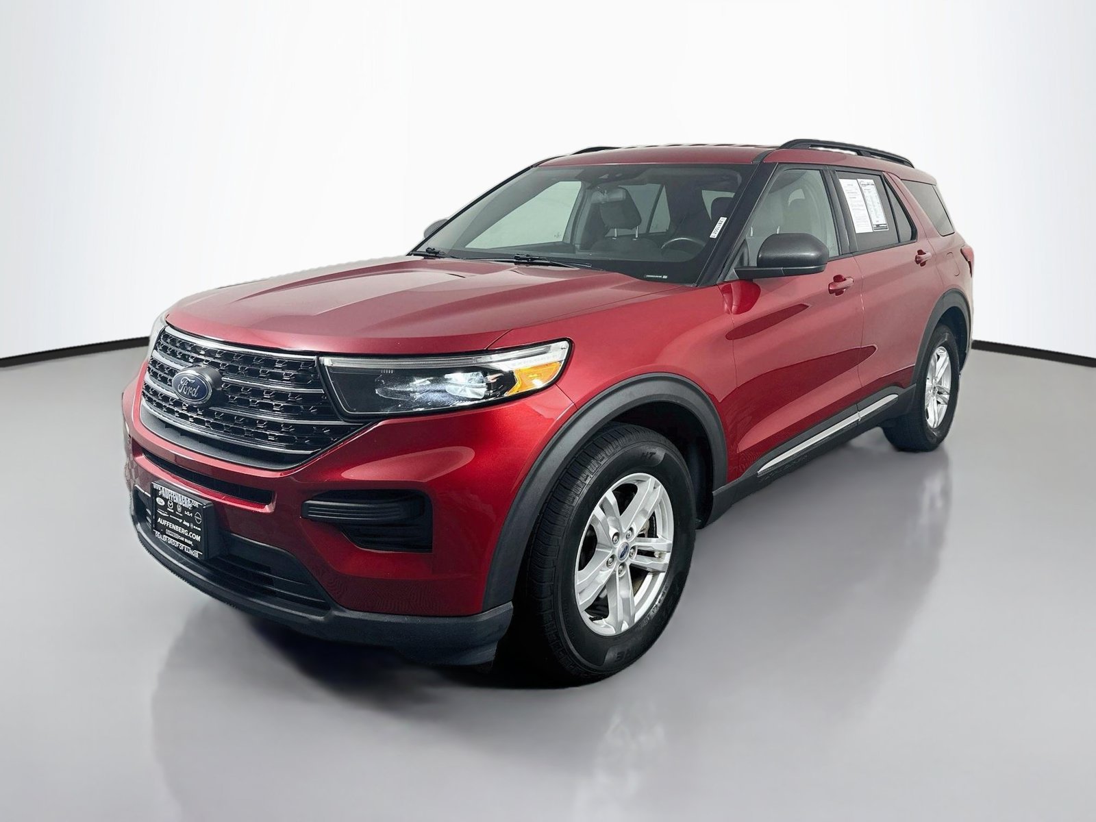 Used 2020 Ford Explorer XLT w/ Class III Trailer Tow Package AWD/4WD image 3
