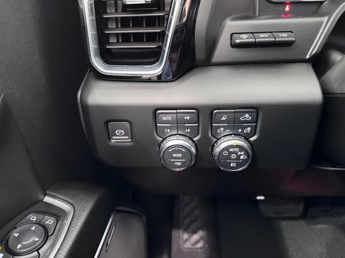 Certified 2024 GMC Sierra 1500 Denali w/ Denali Reserve Package AWD/4WD image 26