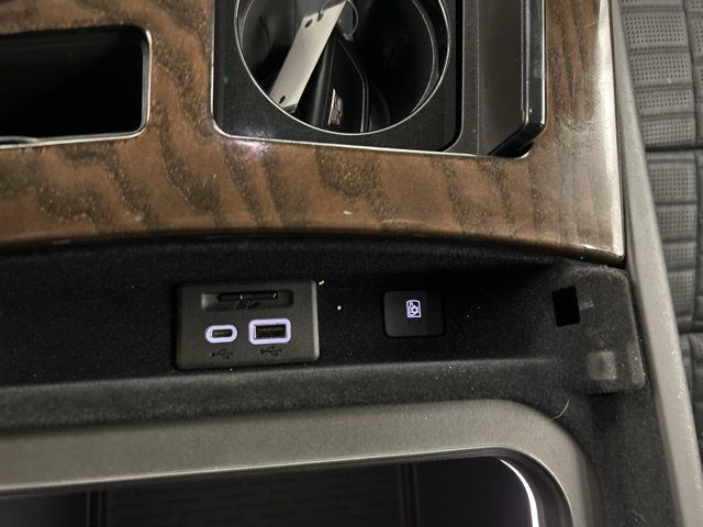 Used 2024 Cadillac Escalade Sport Platinum AWD/4WD image 24