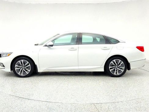 Used 2019 Honda Accord Touring image 8