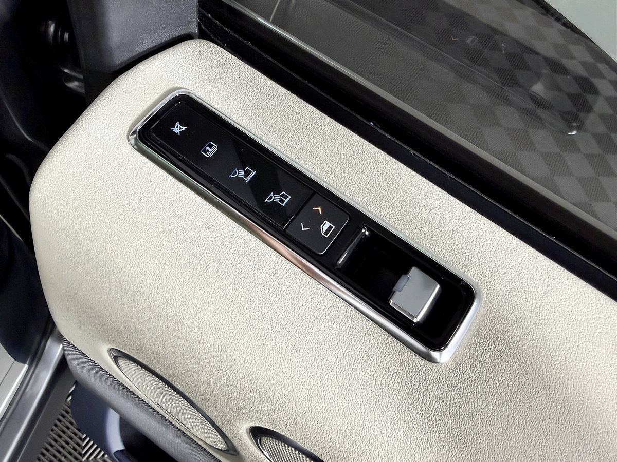 Used 2018 Land Rover Range Rover HSE AWD/4WD image 40