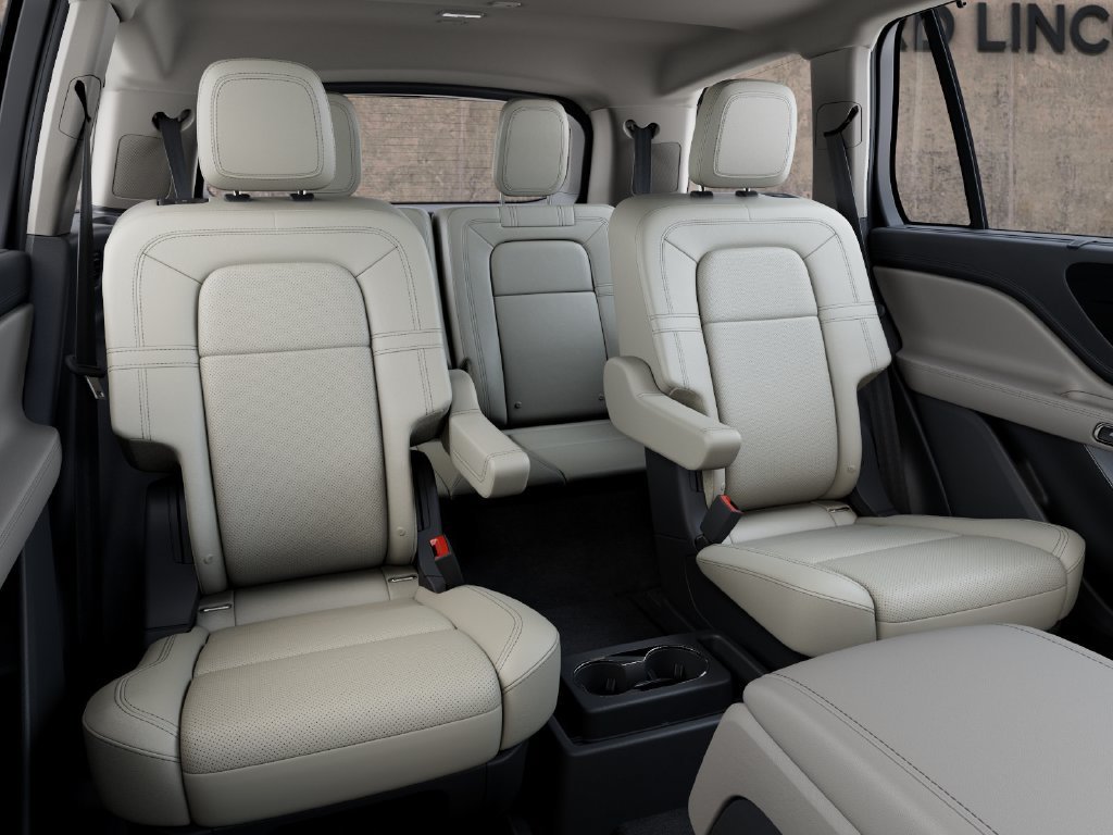 New 2027 Lincoln Aviator Reserve w/ Luxury Package AWD/4WD image 11