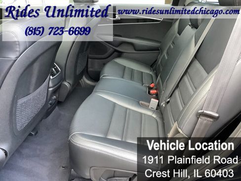 Used 2020 Kia Sorento EX AWD/4WD image 26