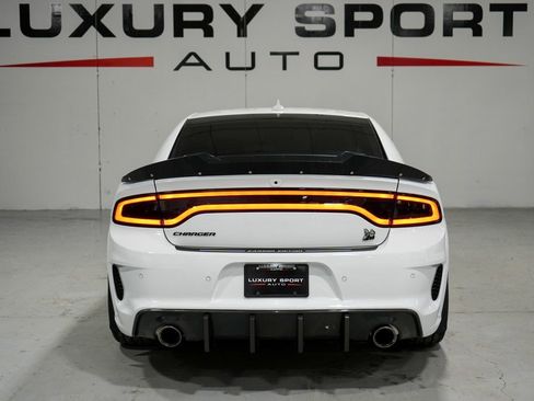 Used 2022 Dodge Charger Scat Pack image 4