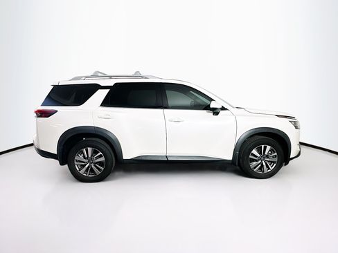 Used 2023 Nissan Pathfinder SL FWD image 10