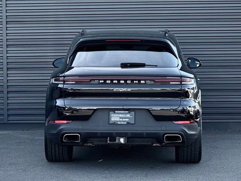 Certified 2024 Porsche Cayenne AWD/4WD image 6
