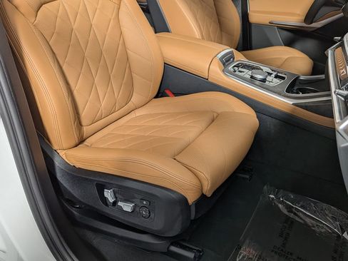 Certified 2023 BMW X7 xDrive40i AWD/4WD image 29