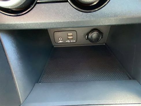 Used 2020 Subaru Crosstrek 2.0i Limited w/ Moonroof Package w/Navigation AWD/4WD image 28
