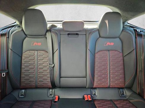 Used 2025 Audi RS 7 Performance image 16