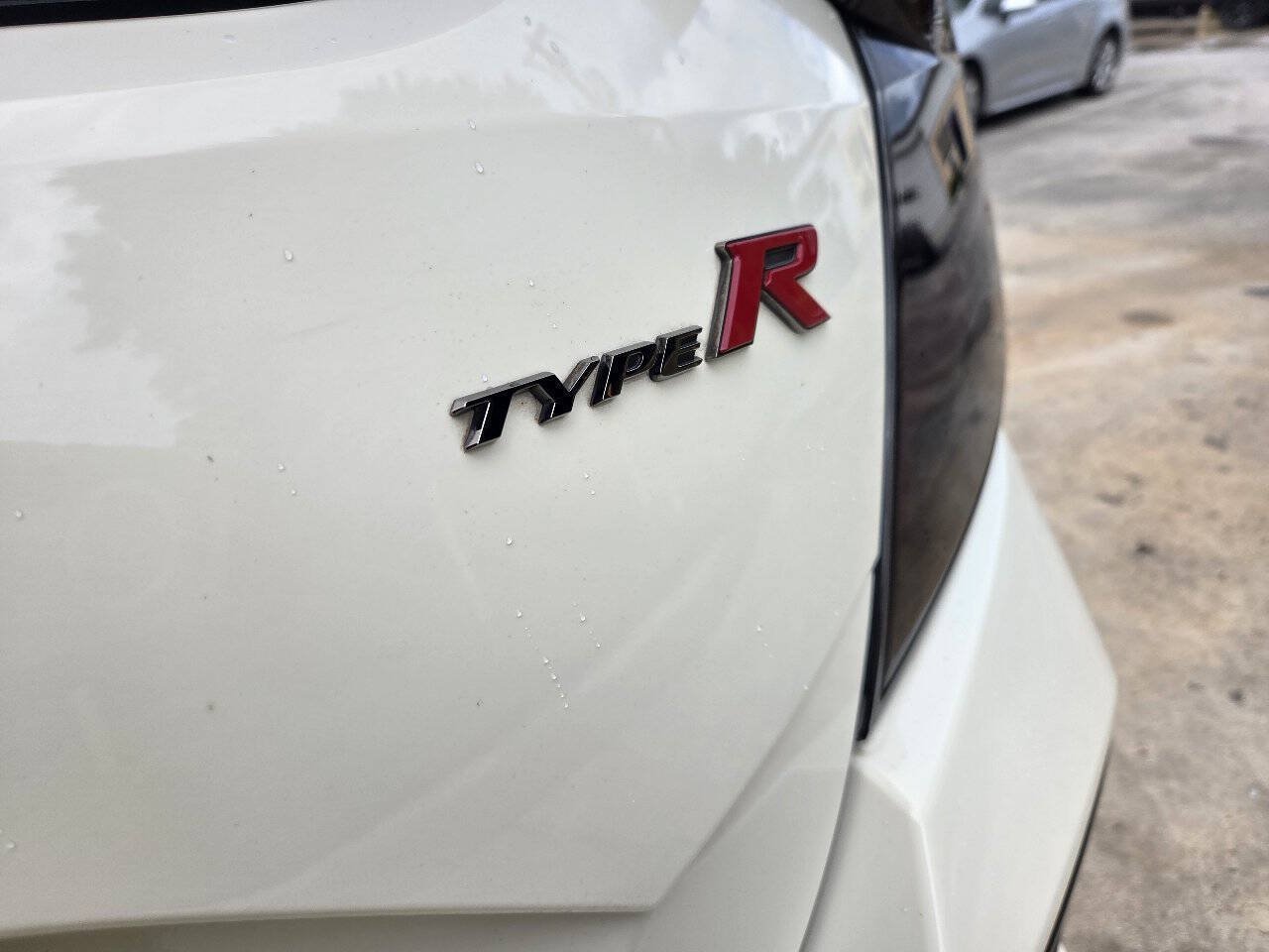Used 2019 Honda Civic Type R image 16