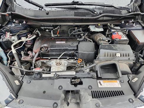 Used 2017 Honda CR-V LX image 16