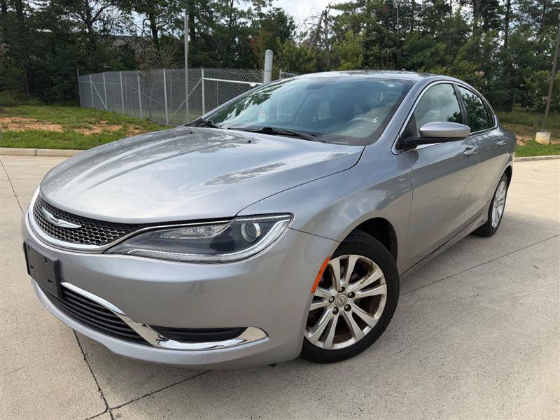 Used 2017 Chrysler 200 Limited w/ Driver Assist Package FWD image 1
