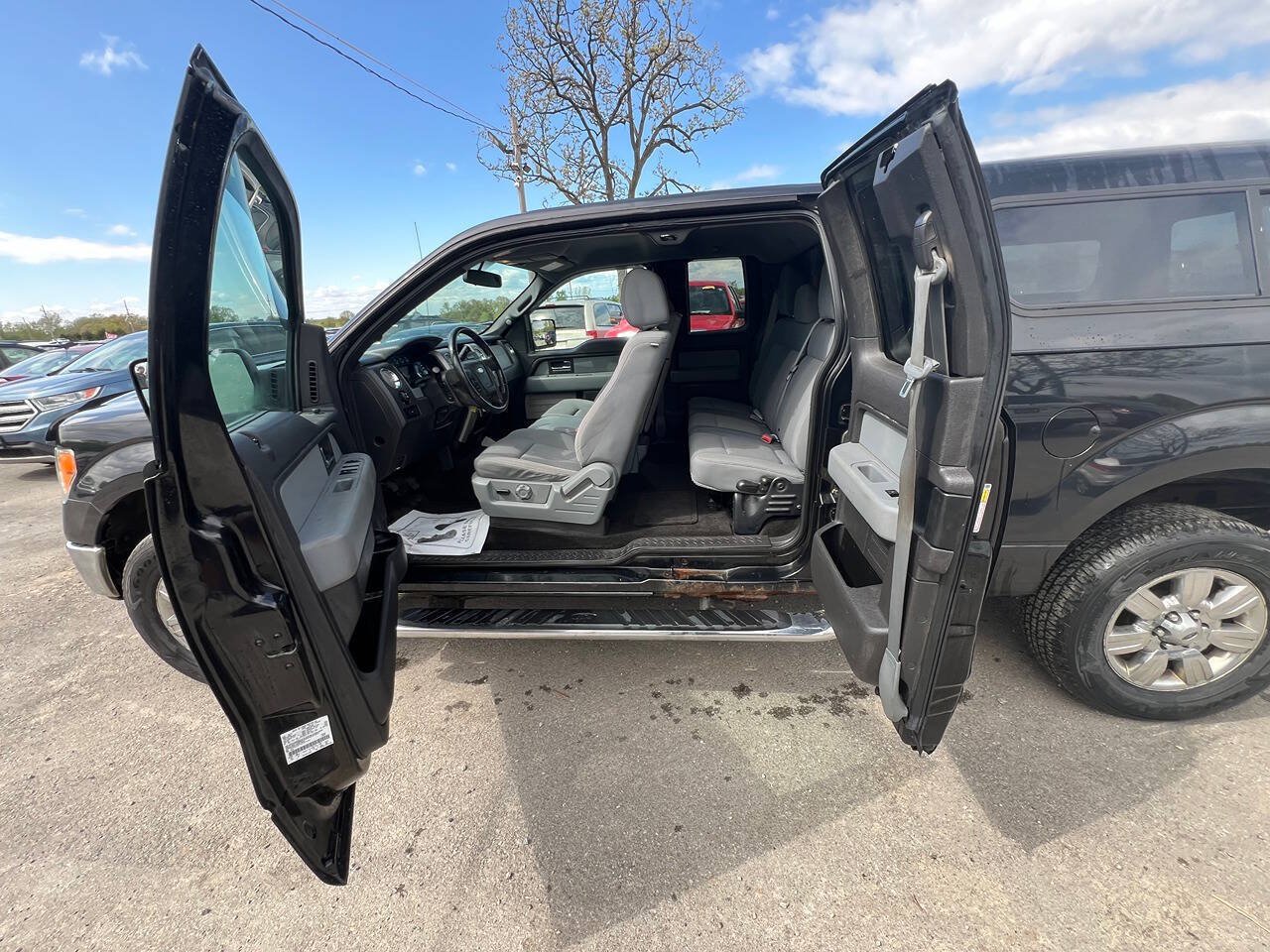 Used 2012 Ford F150 XLT w/ XLT Chrome Pkg AWD/4WD image 4