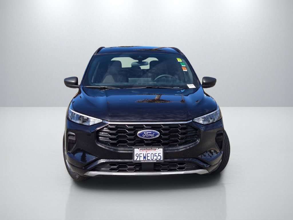 Used 2023 Ford Escape ST-Line w/ Tech Pack #1 FWD image 2