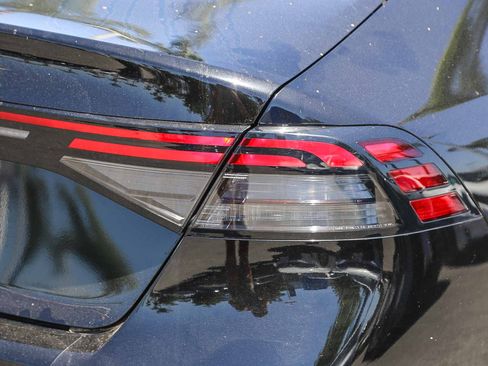 Used 2024 Honda Accord EX image 9