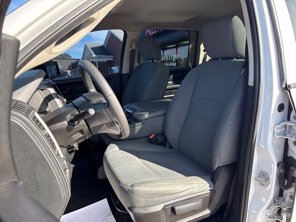 Used 2015 RAM 1500 Express AWD/4WD image 2