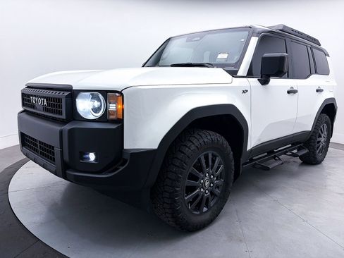 Used 2025 Toyota Land Cruiser 1958 image 12