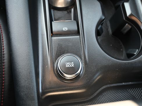 Used 2025 Ford Explorer ST-Line w/ Premium Package image 28