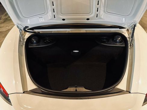 Used 2018 Porsche 718 Boxster RWD image 21