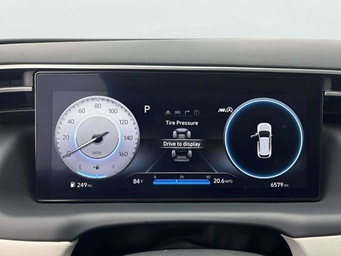 Certified 2024 Hyundai Tucson Limited image 17