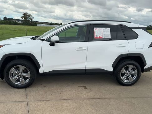 Used 2024 Toyota RAV4 XLE image 6