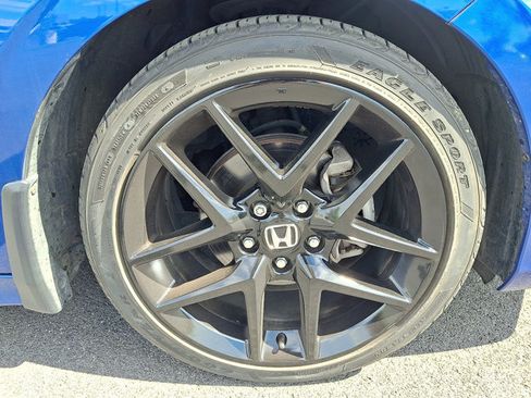 Used 2022 Honda Civic Sport image 9