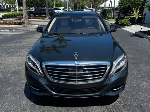 Used 2014 Mercedes-Benz S 550 Sedan image 2