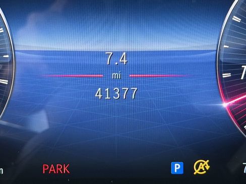 Used 2024 Mercedes-Benz GLE 53 AMG 4MATIC image 19