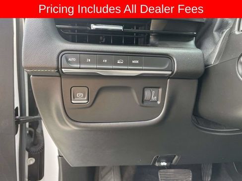 Used 2022 Cadillac Escalade Premium Luxury AWD/4WD image 27