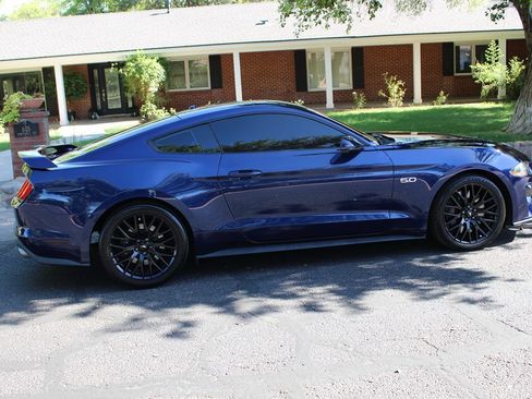 Used 2019 Ford Mustang GT Premium w/ GT Performance Package RWD image 3