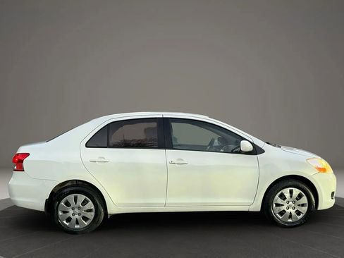 Used 2011 Toyota Yaris Sedan image 10