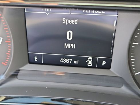 Used 2024 Chevrolet Trax LS w/ LS Convenience Package FWD image 26