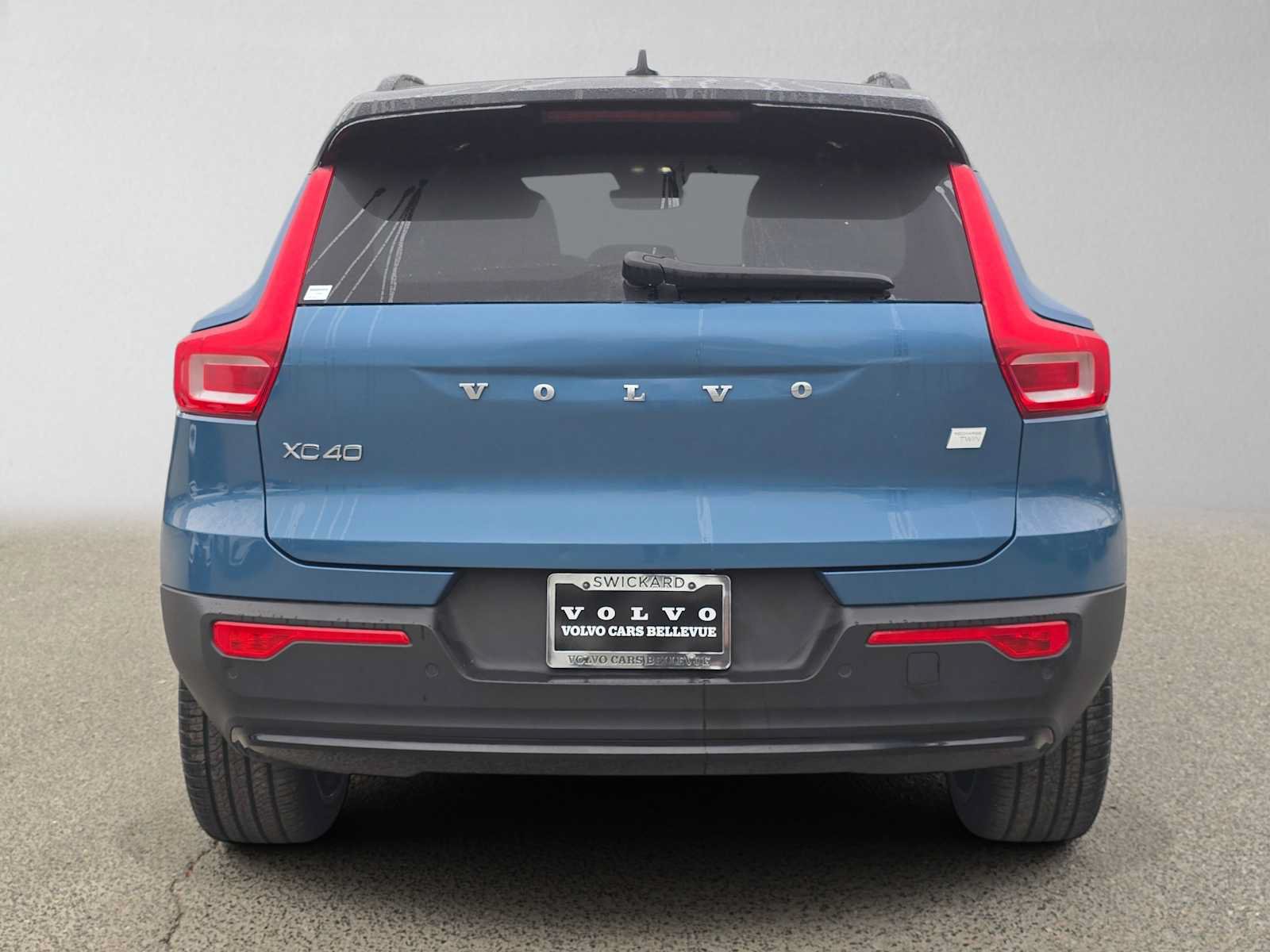 Certified 2023 Volvo XC40 Recharge Ultimate w/ Protection Package Premier AWD/4WD image 5