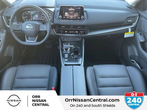 New 2026 Nissan Rogue SV w/ SV Premium Package FWD image 15