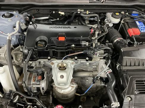 Used 2023 Honda Civic Sport image 32