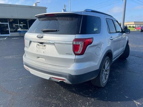 Used 2017 Ford Explorer Limited AWD/4WD image 3