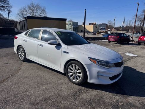 Used 2017 Kia Optima LX w/ Option Group 014 image 1